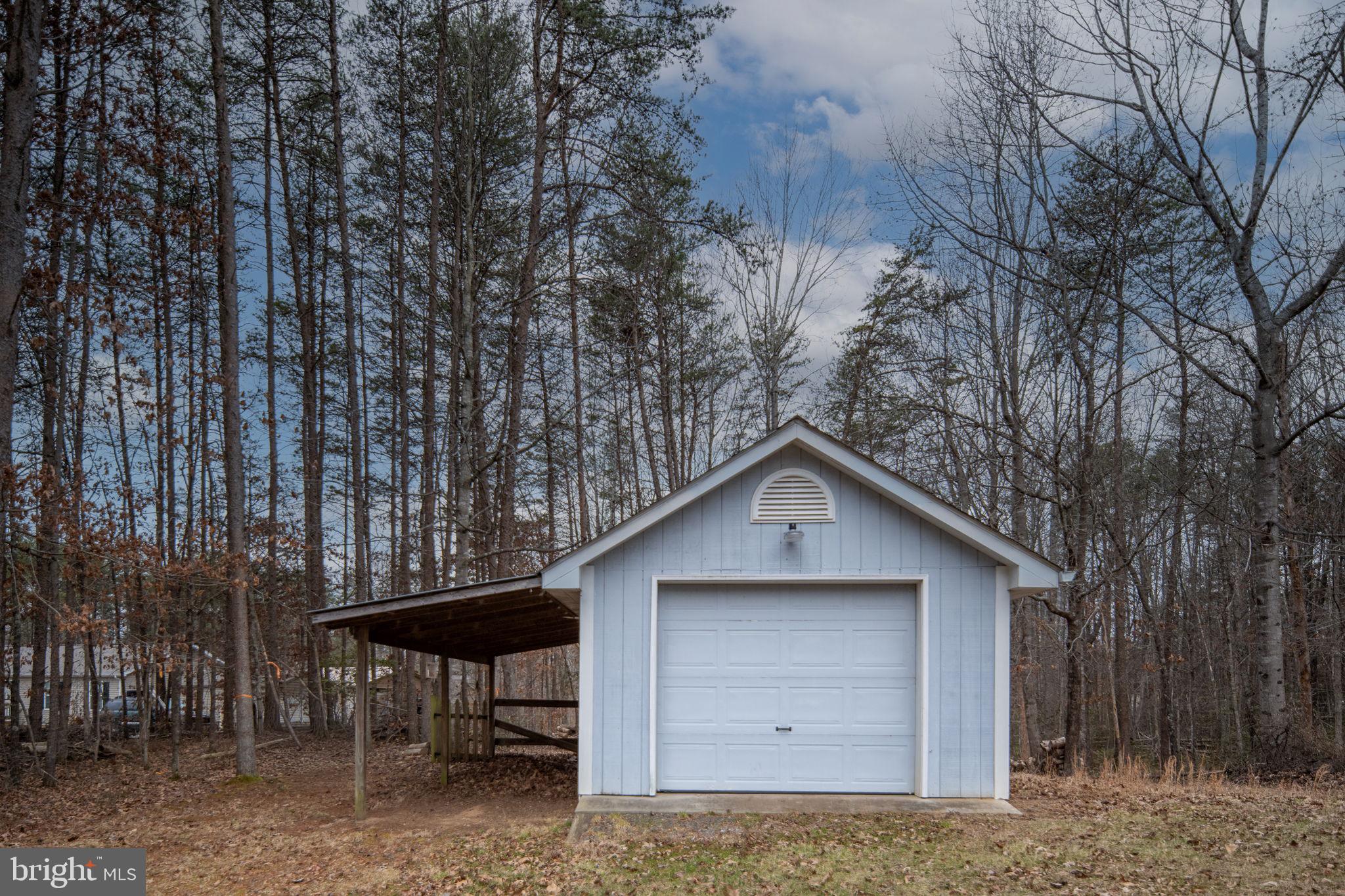 24394 EDDIES WALK WAY