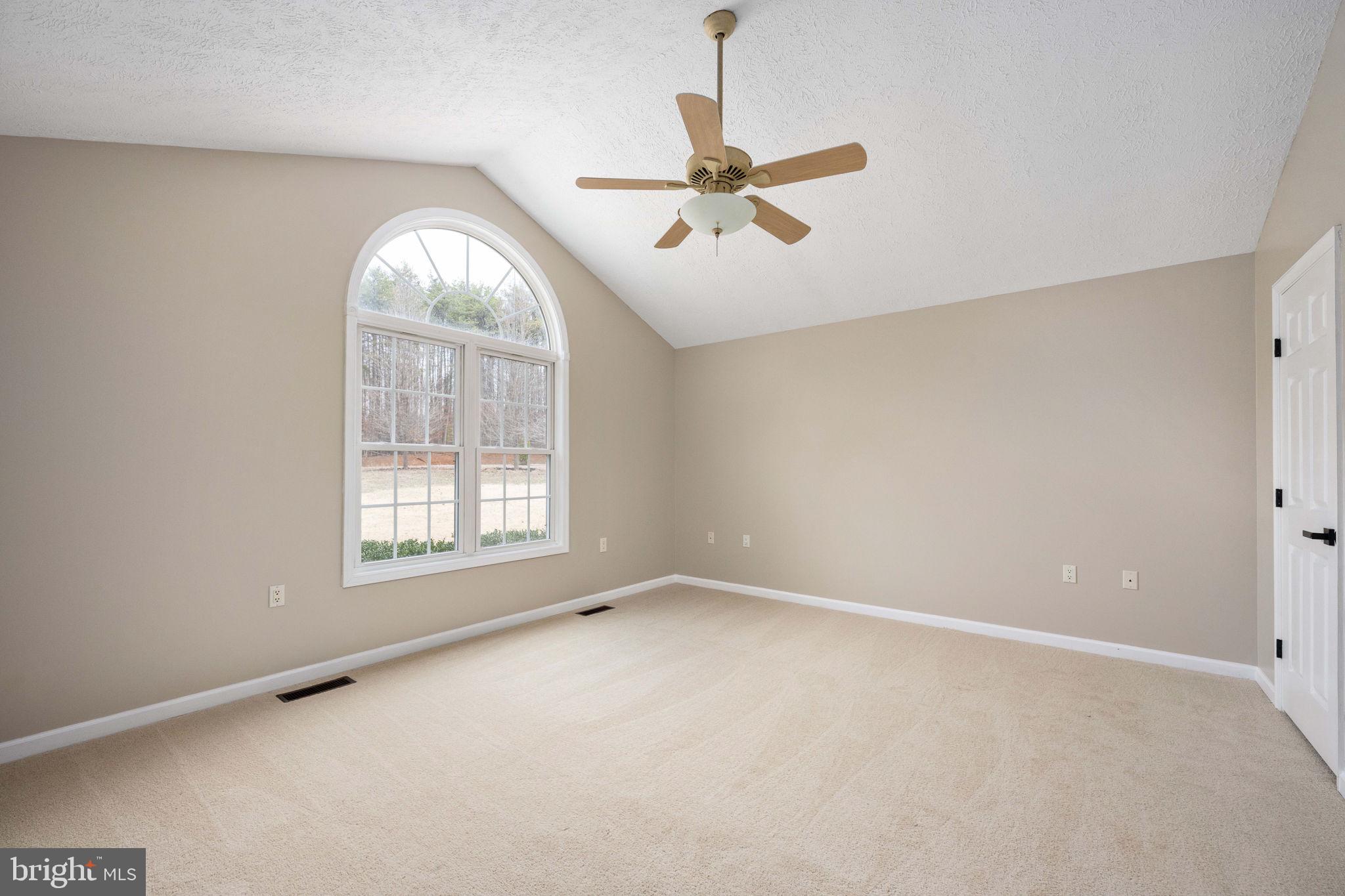 24394 EDDIES WALK WAY