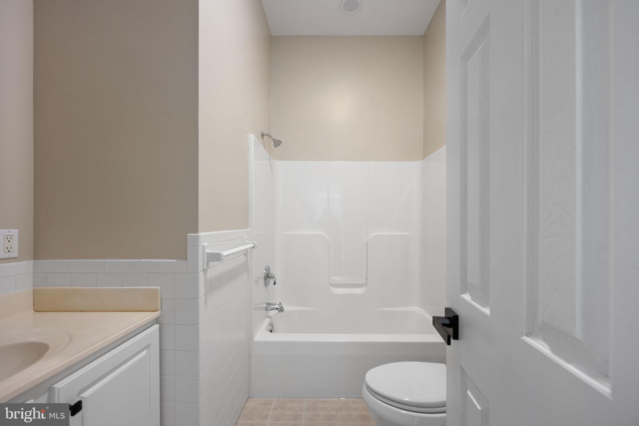 24394 EDDIES WALK WAY