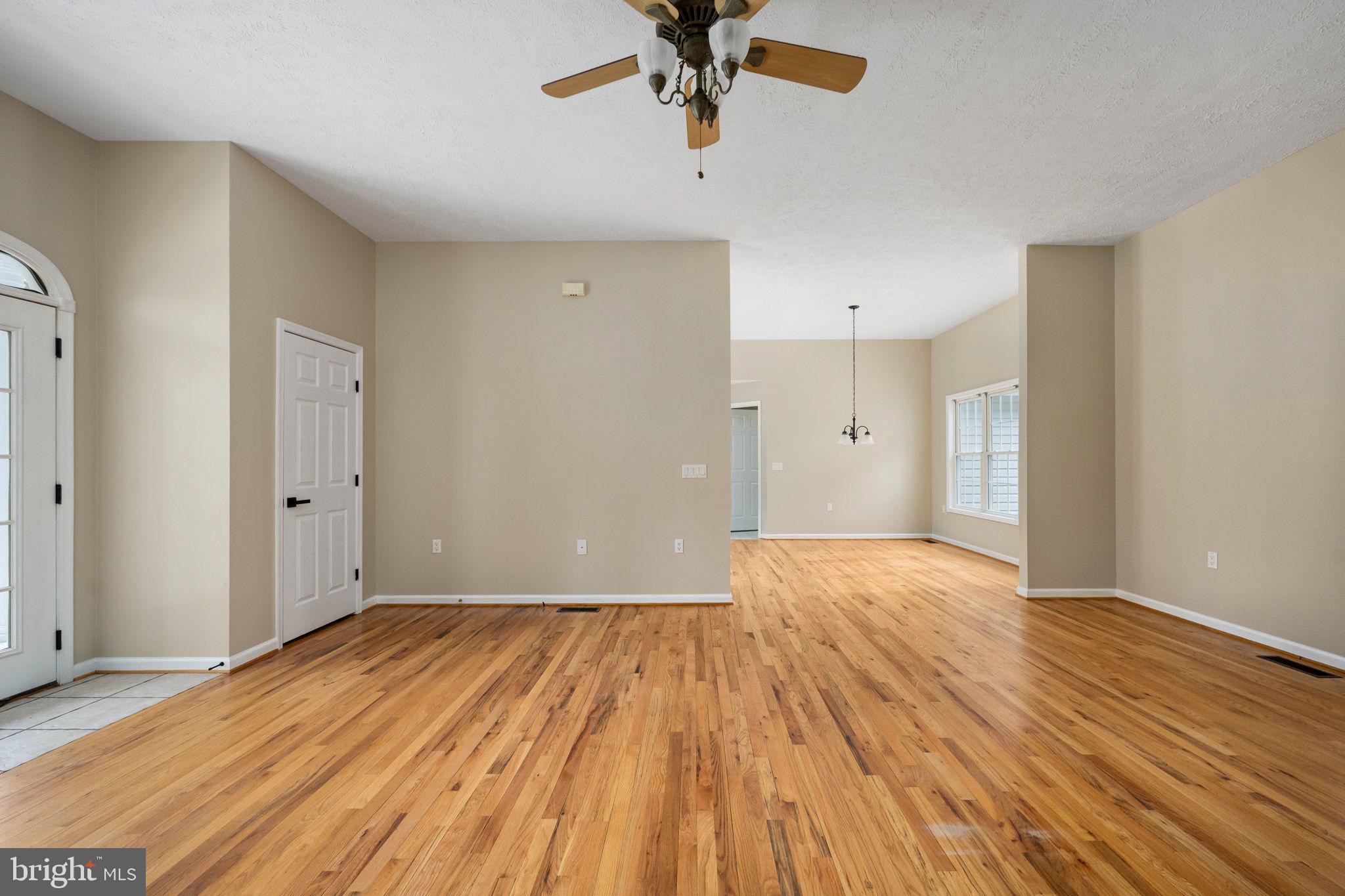 24394 EDDIES WALK WAY