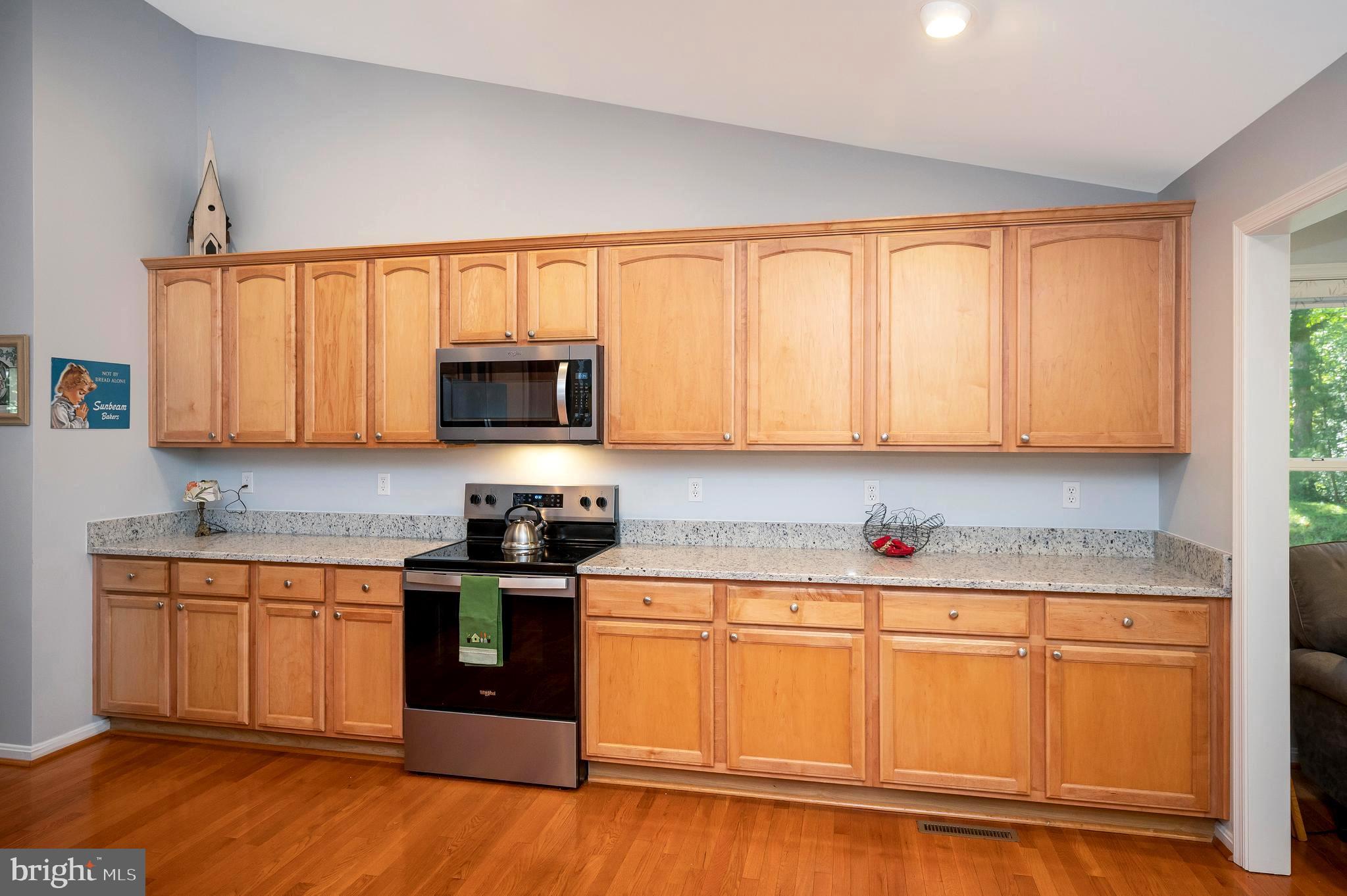 216 BATTLEFIELD ROAD