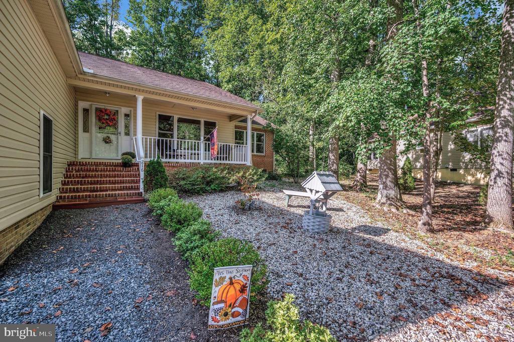 216 BATTLEFIELD ROAD
