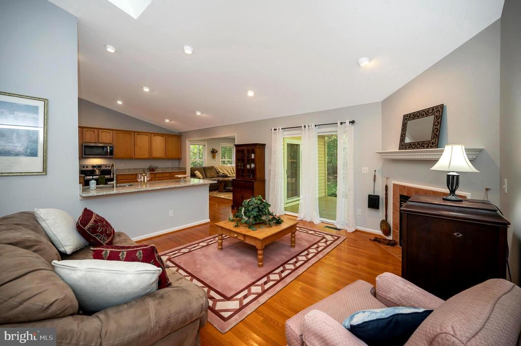 216 BATTLEFIELD ROAD