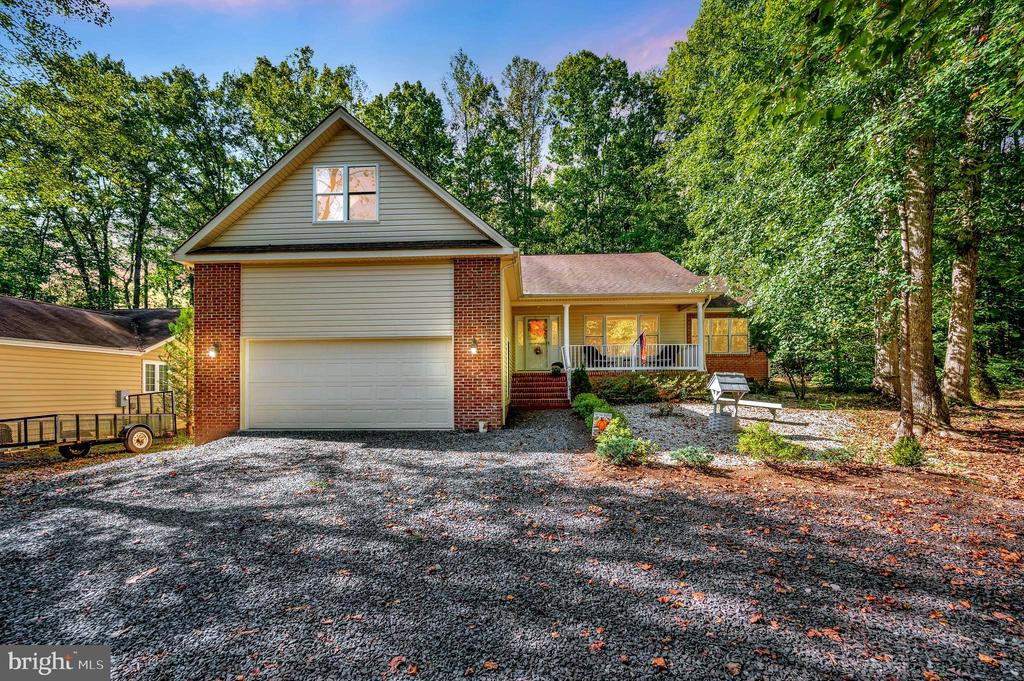 216 BATTLEFIELD ROAD