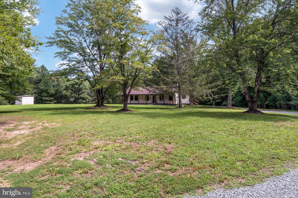 20064 MOUNTAIN TRACK ROAD