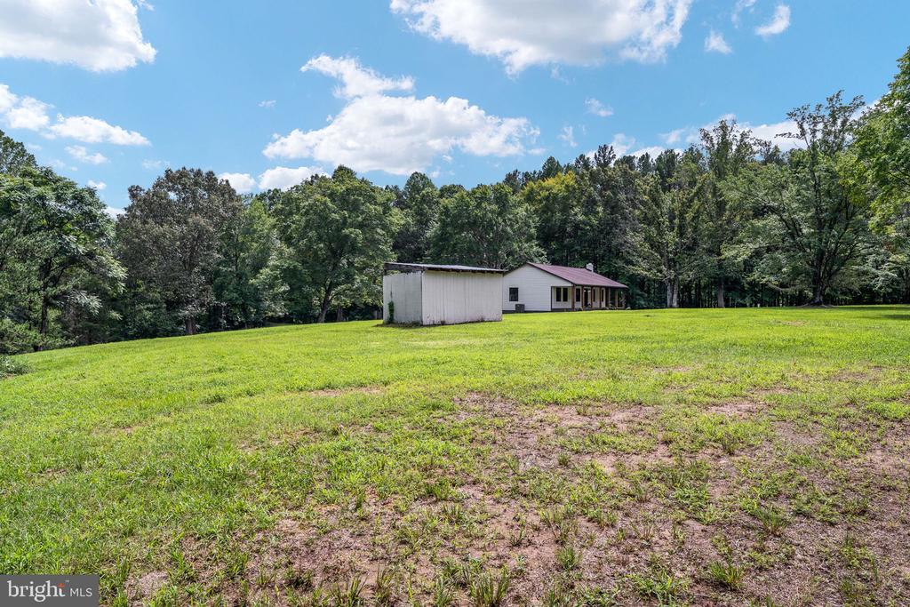 20064 MOUNTAIN TRACK ROAD