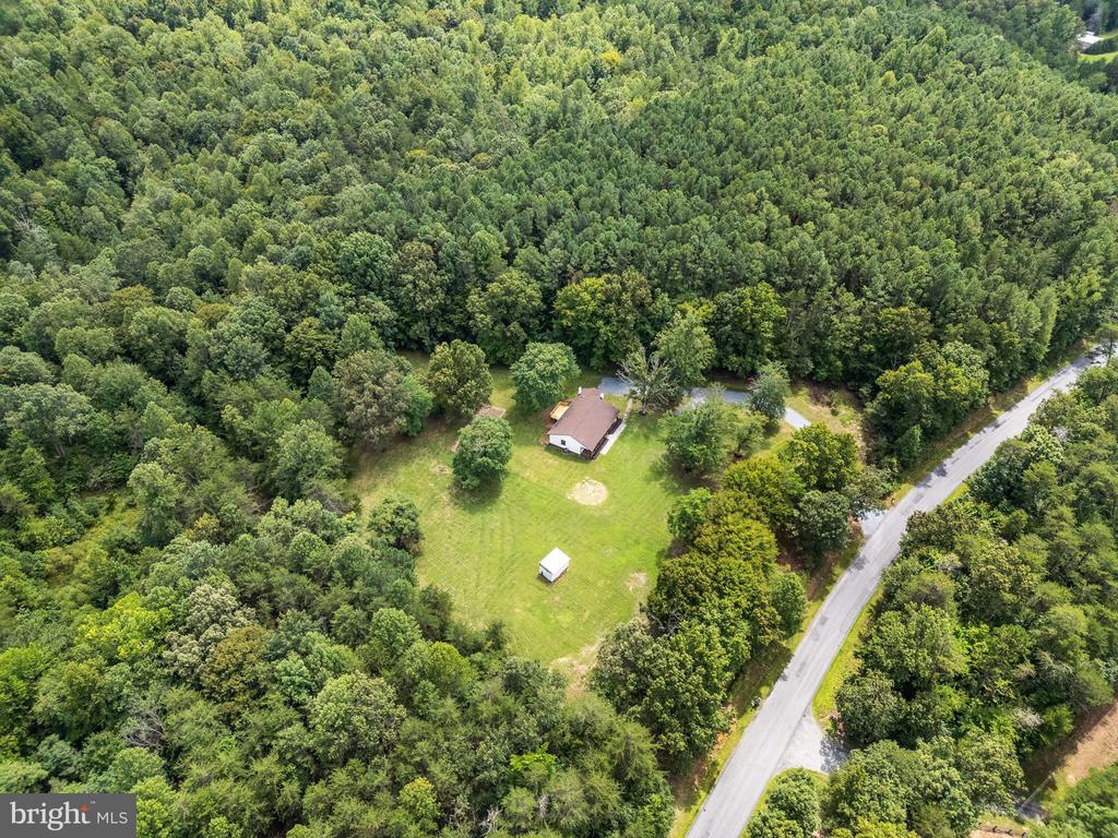 20064 MOUNTAIN TRACK ROAD