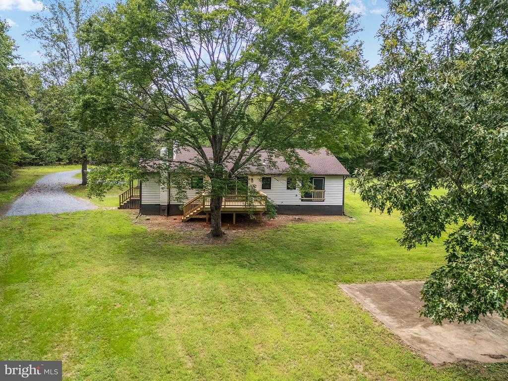 20064 MOUNTAIN TRACK ROAD