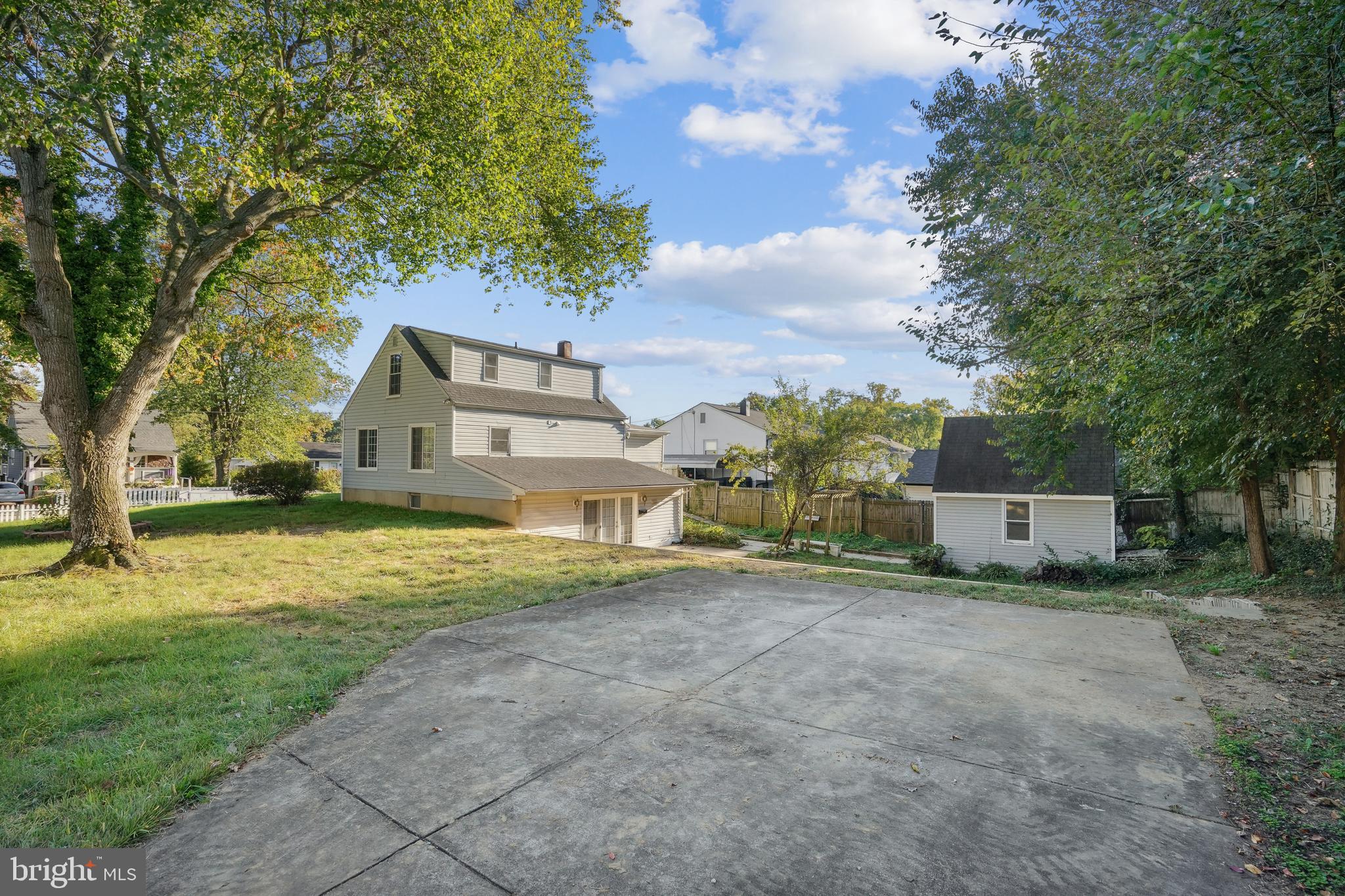 1280 DAWSON COURT