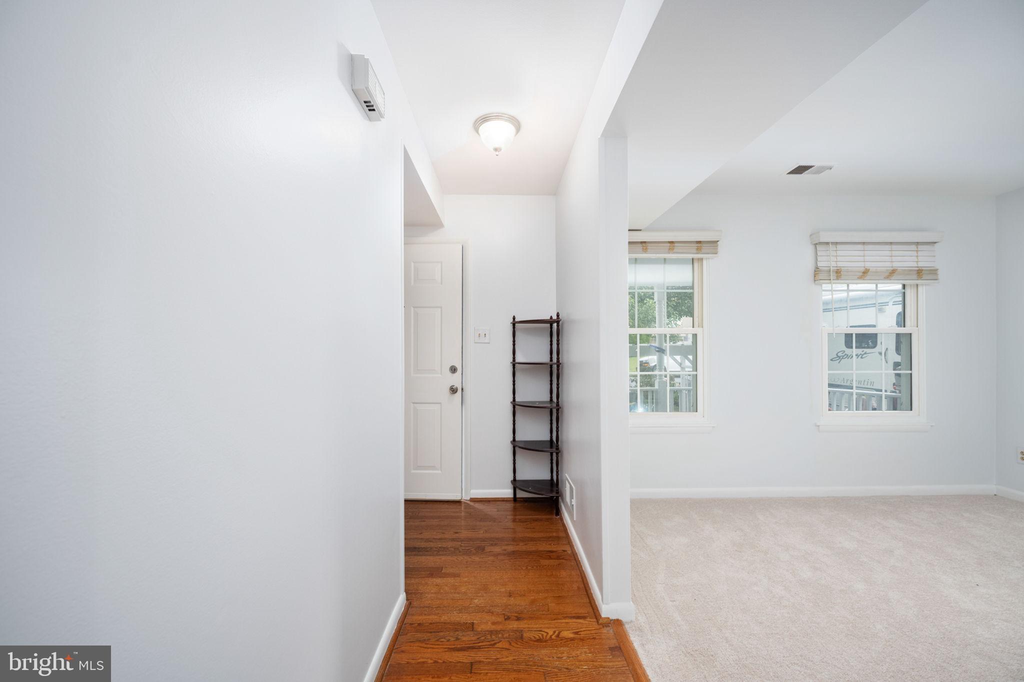 5618 ROUNDTREE DRIVE