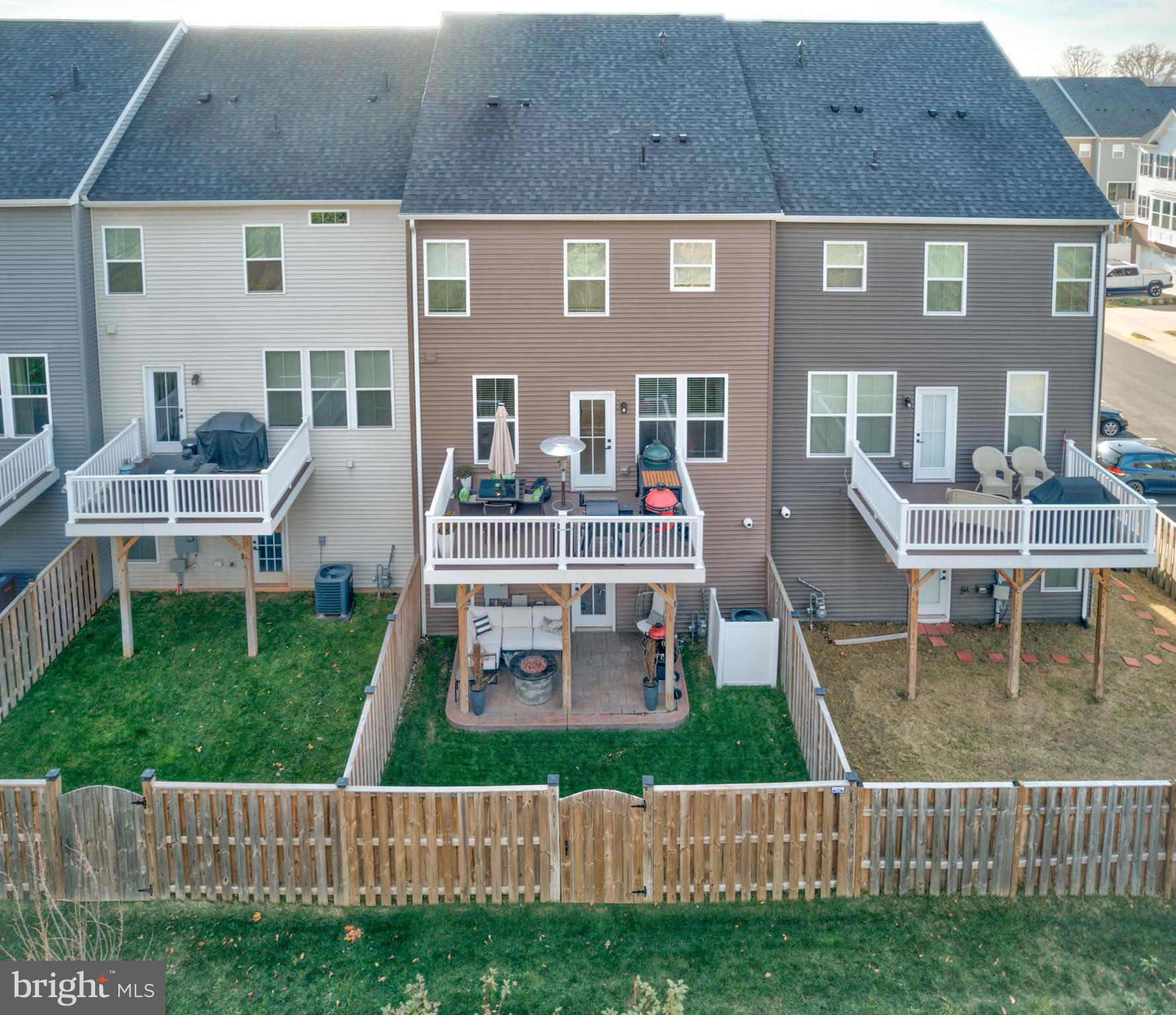 7803 COVE POINT DRIVE