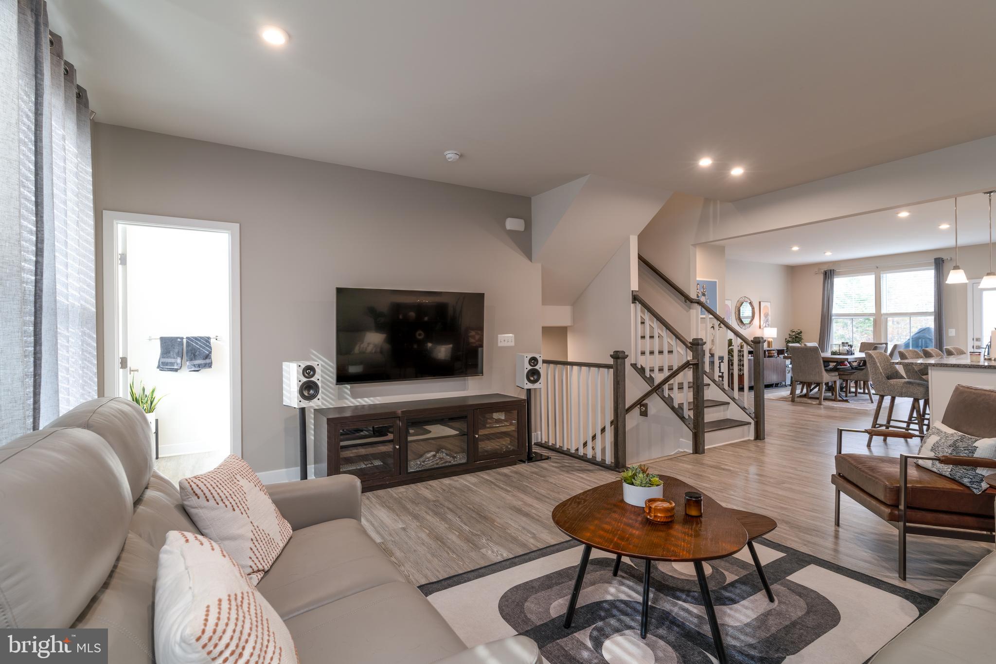 7803 COVE POINT DRIVE