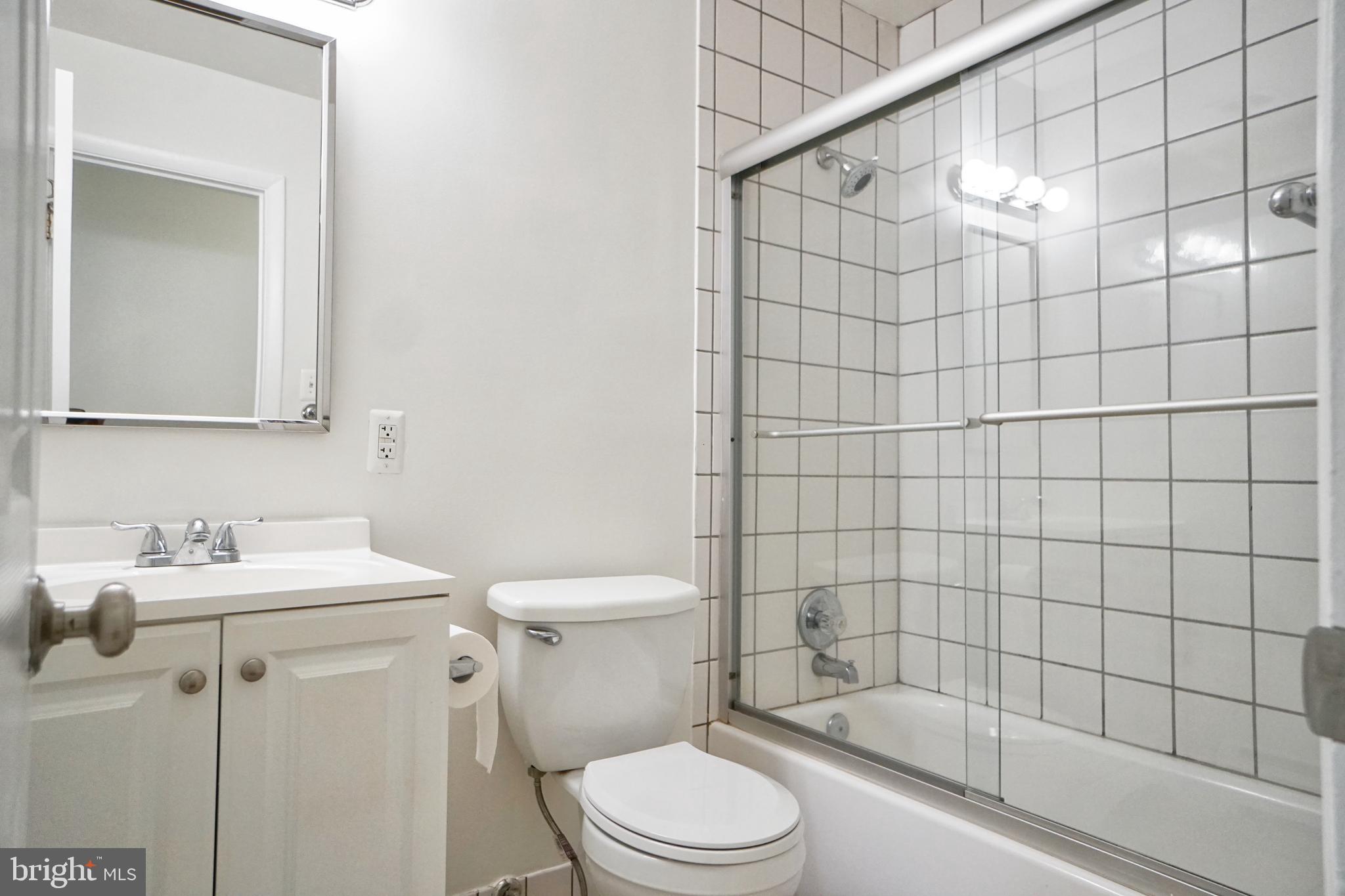 14897 CORDELL AVENUE