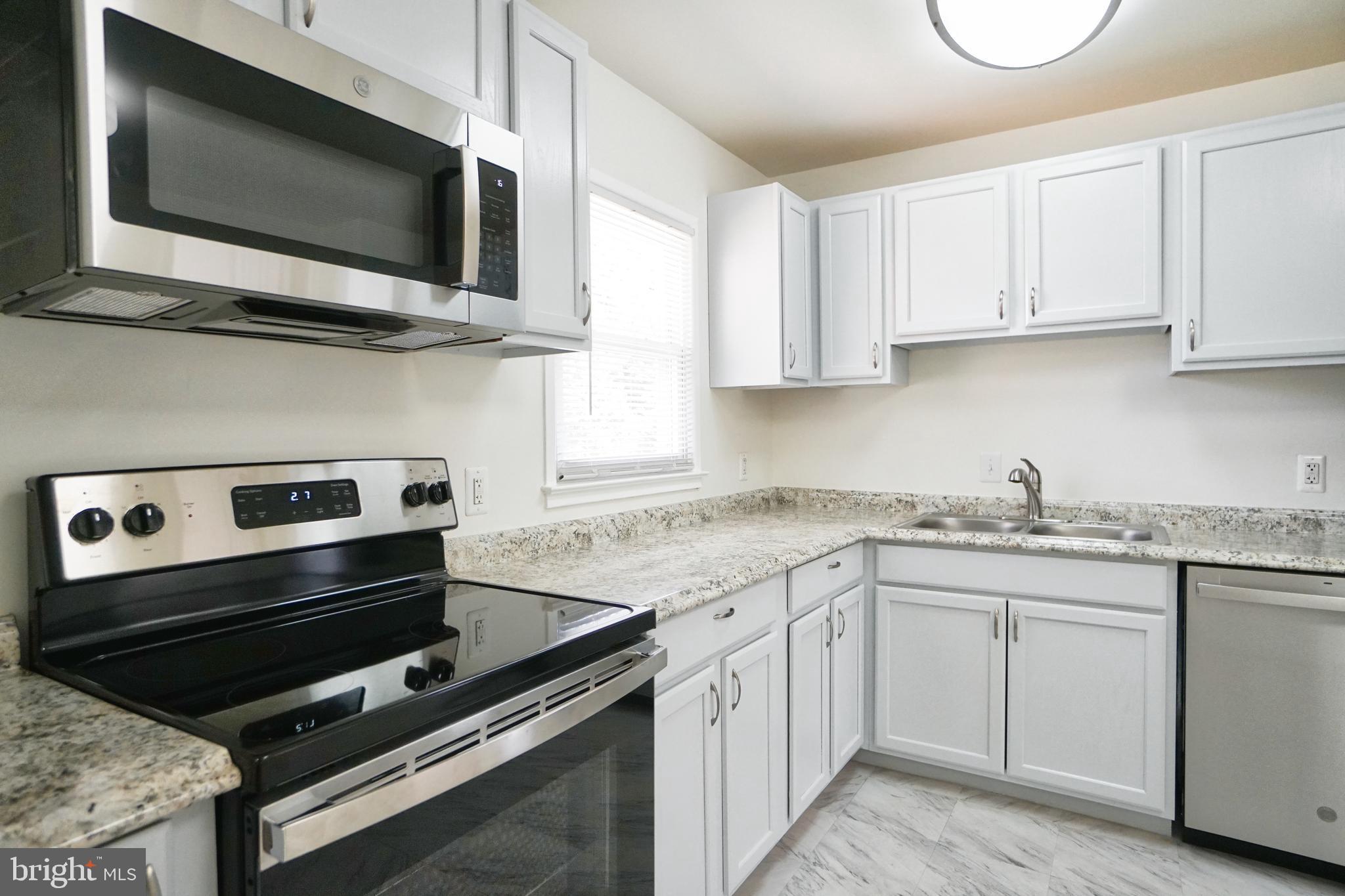 14897 CORDELL AVENUE