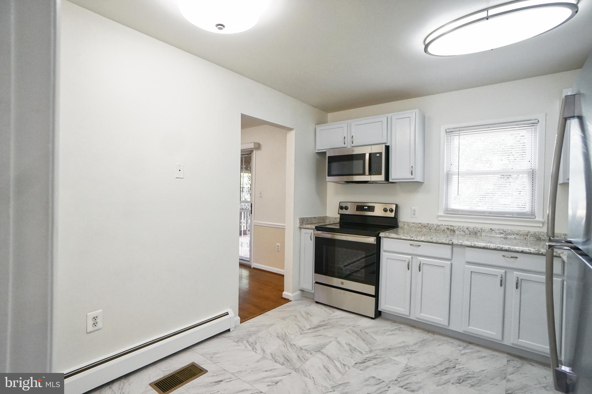 14897 CORDELL AVENUE