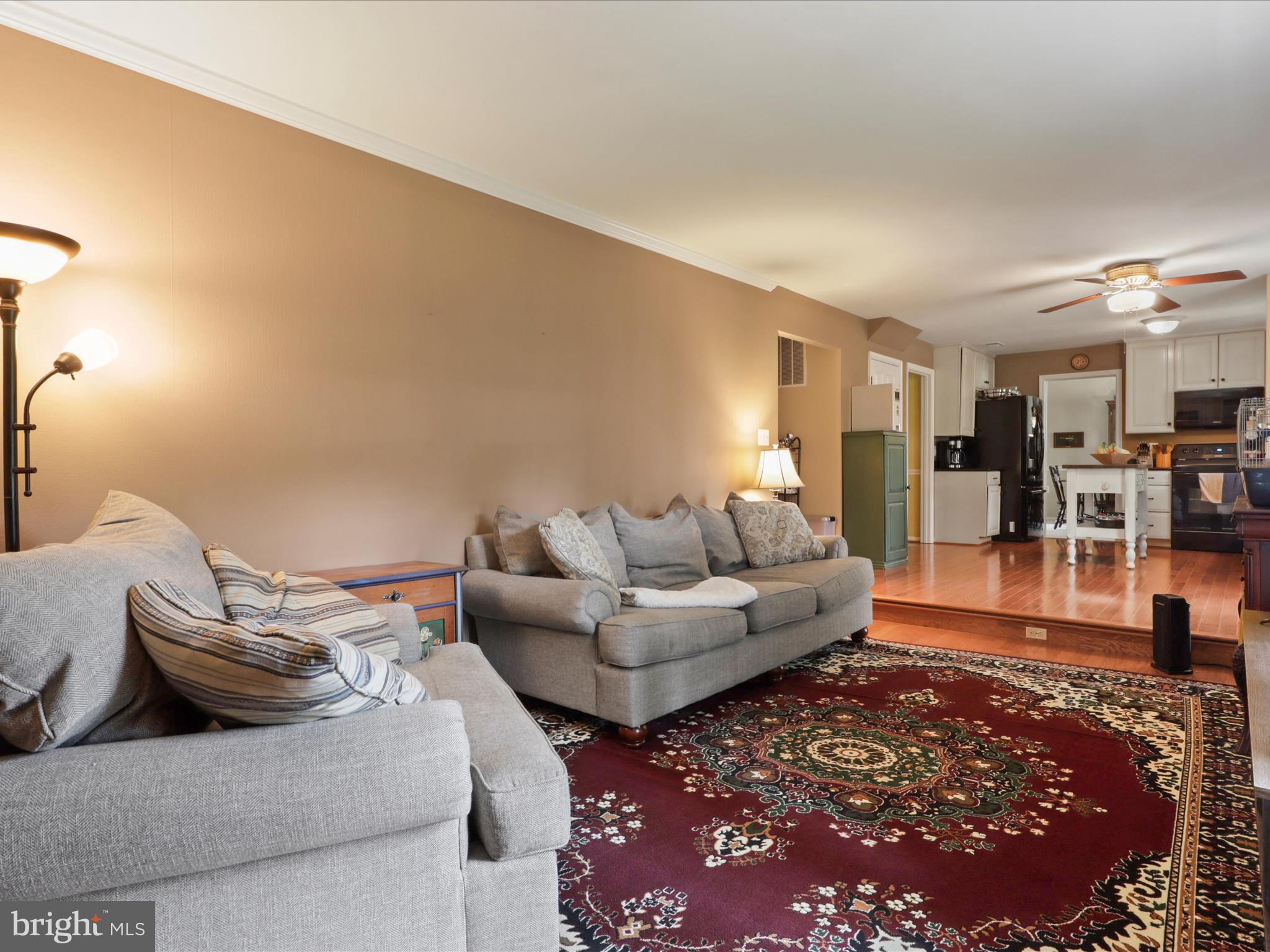 12160 PINENEEDLE COURT