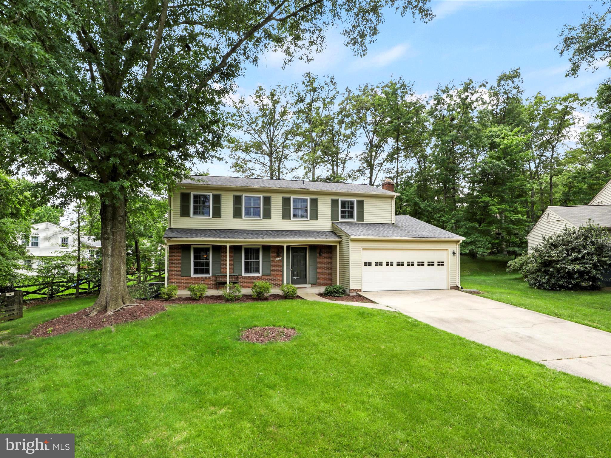 12160 PINENEEDLE COURT