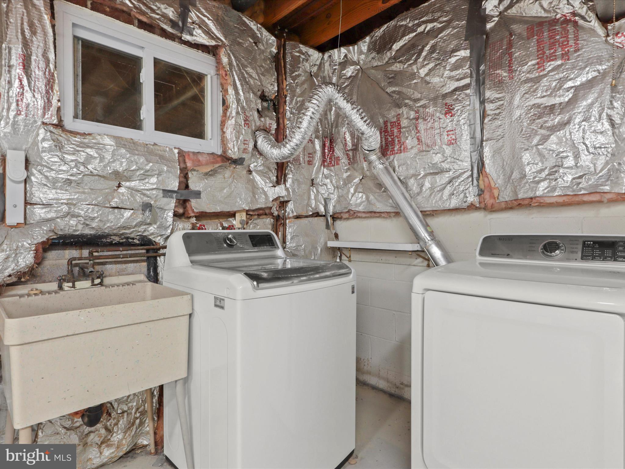 12160 PINENEEDLE COURT