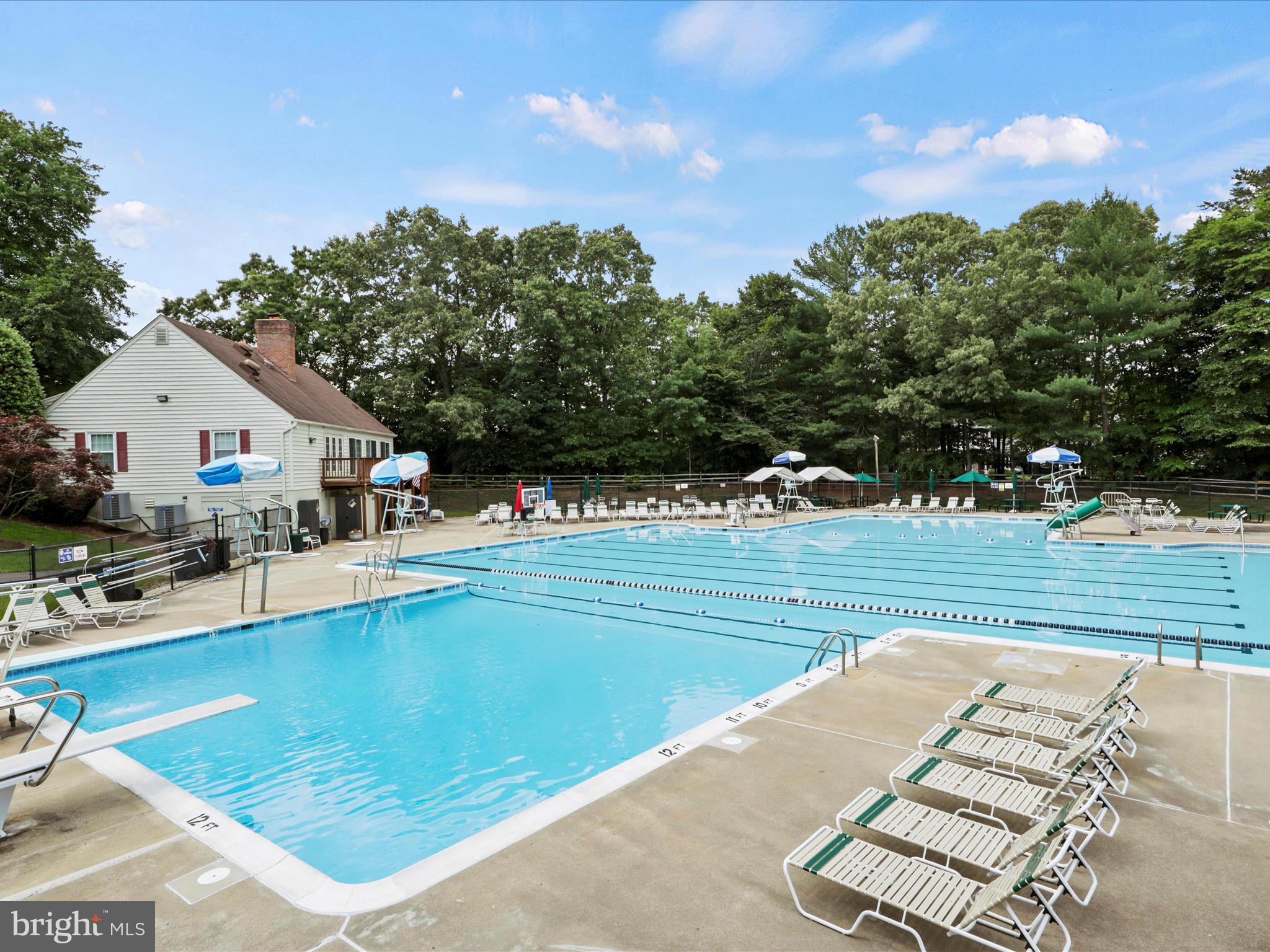 12160 PINENEEDLE COURT