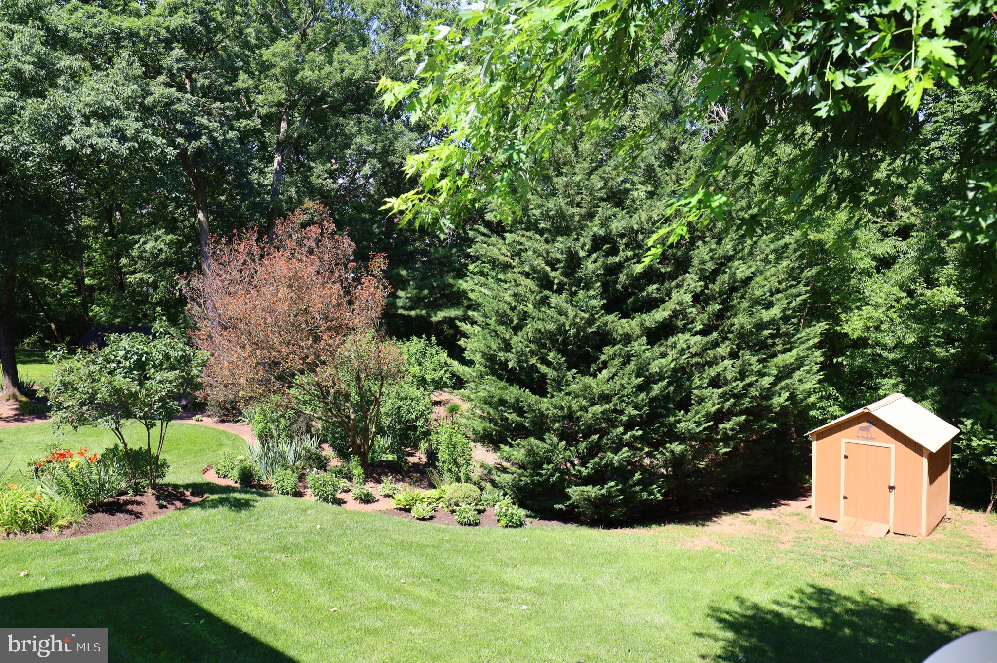 7622 MICHELLE COURT