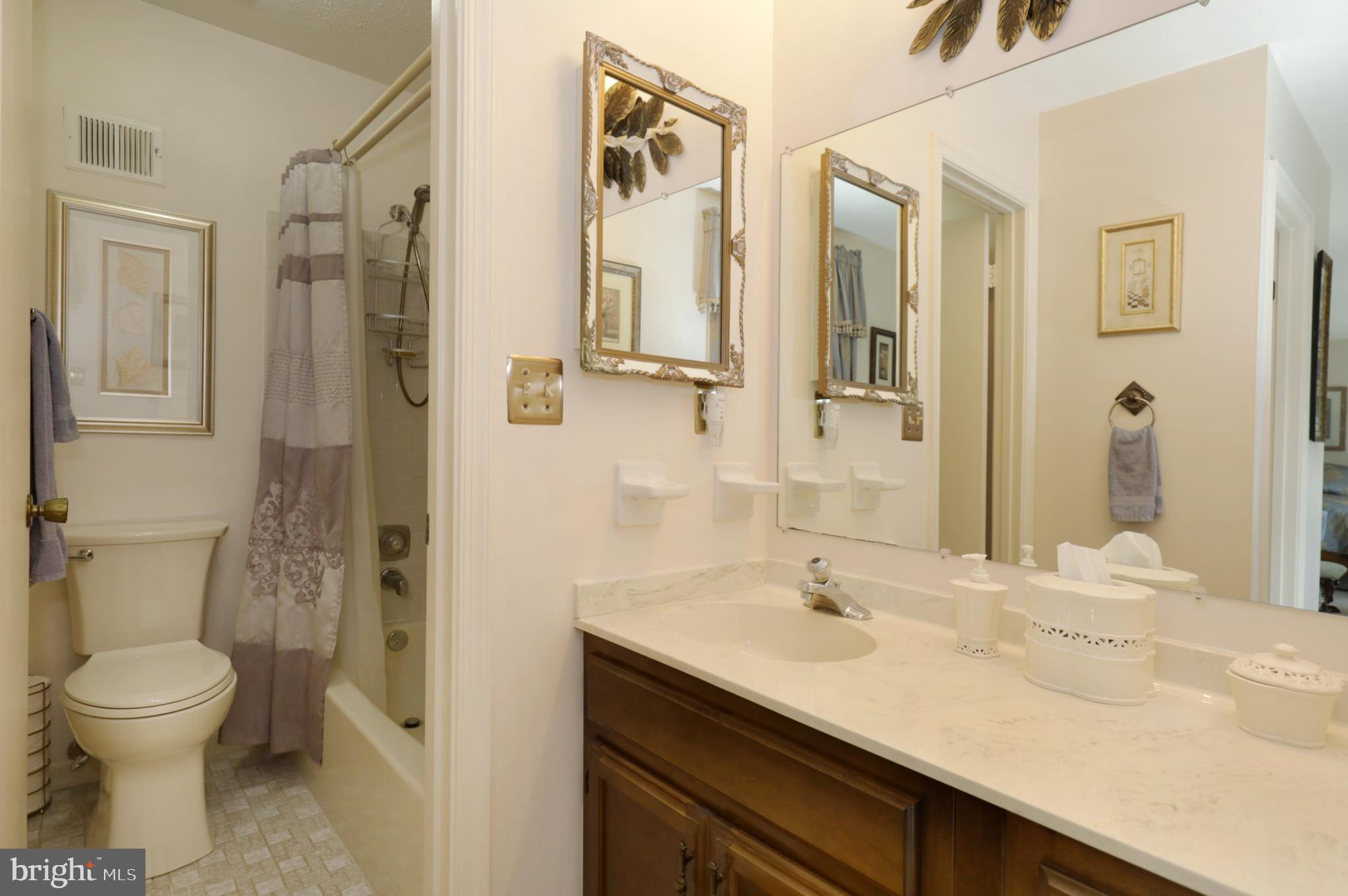 7622 MICHELLE COURT