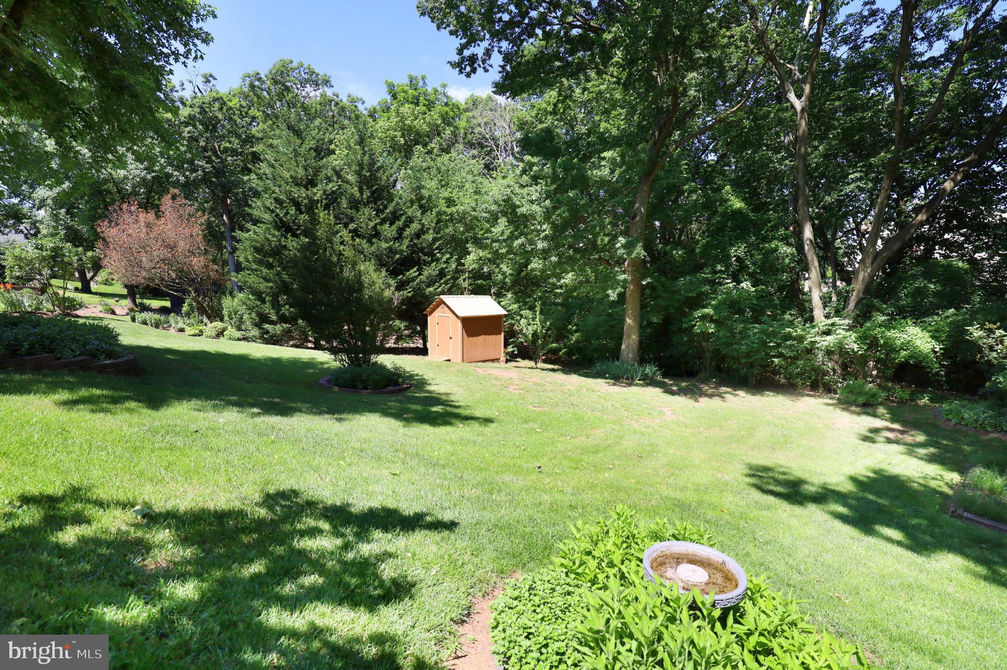 7622 MICHELLE COURT