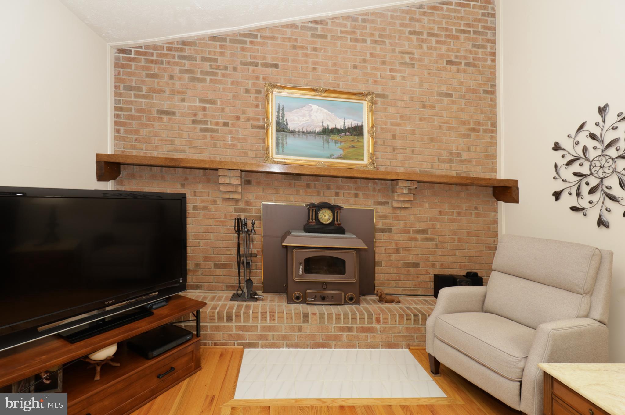 7622 MICHELLE COURT