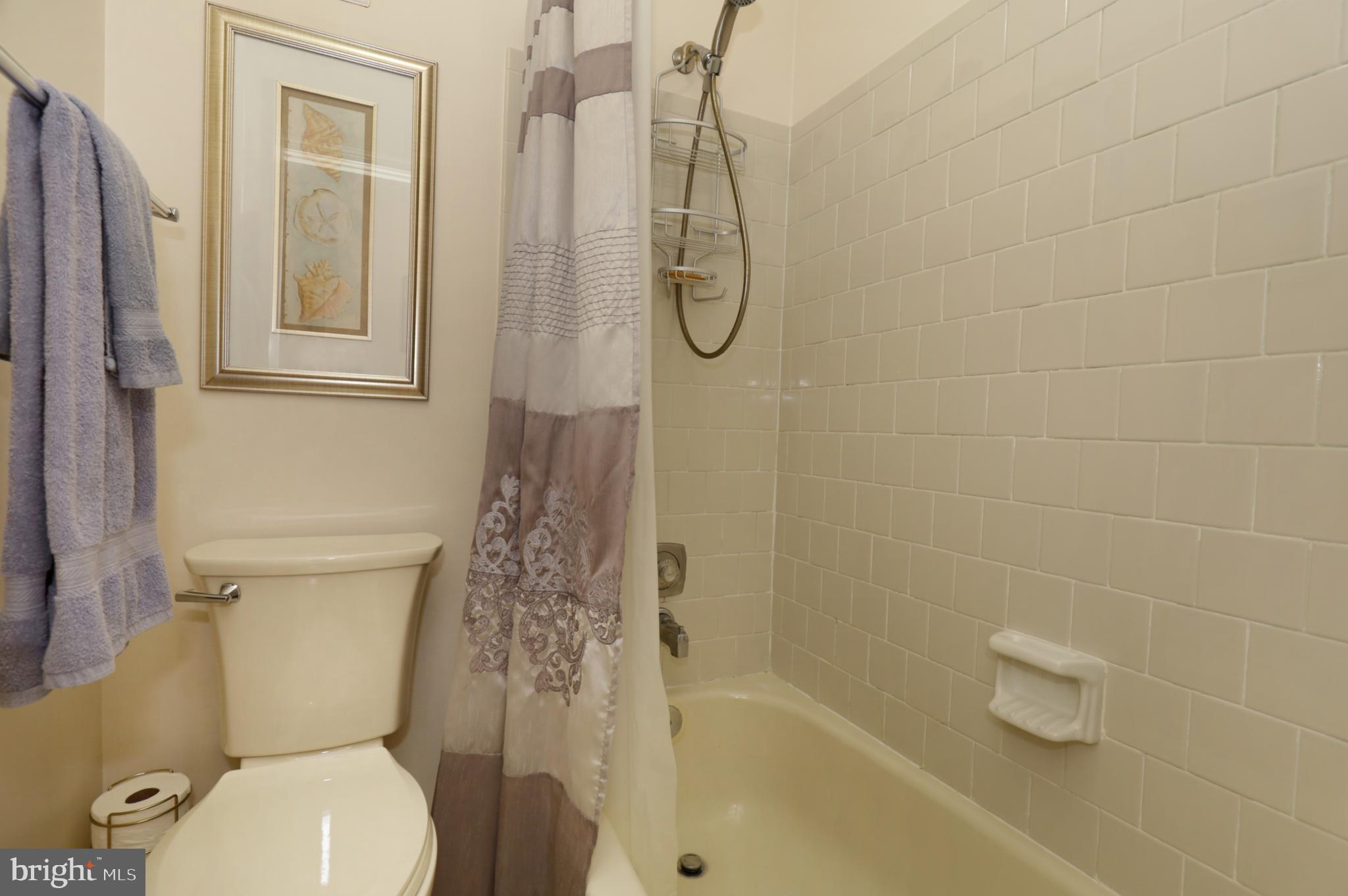 7622 MICHELLE COURT