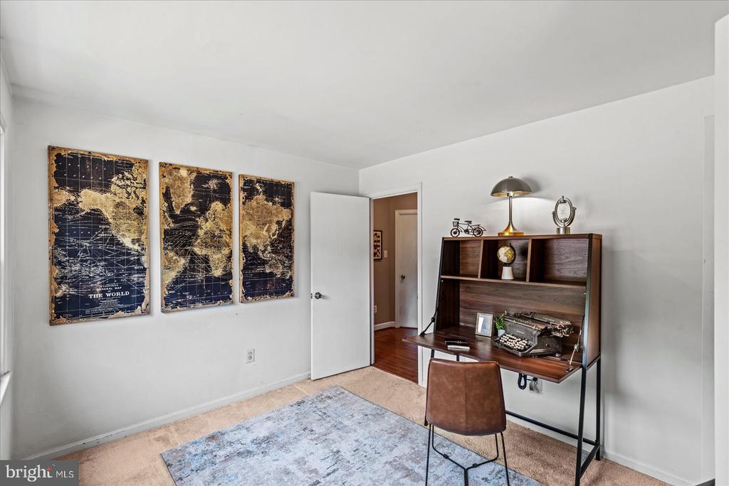 16222 EDGEWOOD DRIVE
