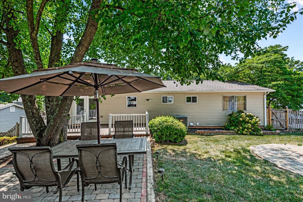 16222 EDGEWOOD DRIVE