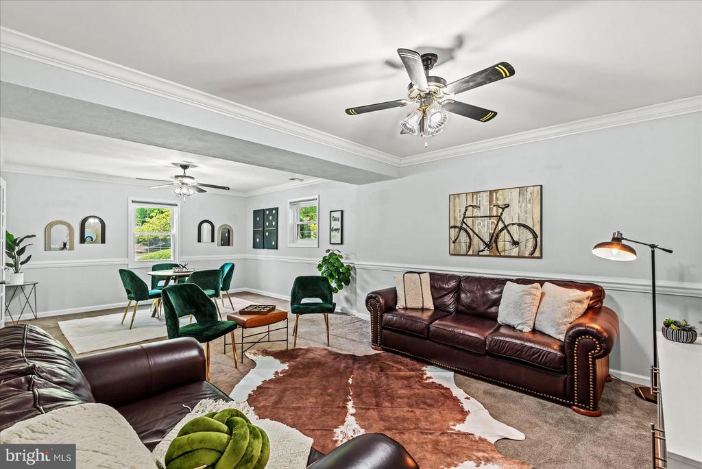 16222 EDGEWOOD DRIVE