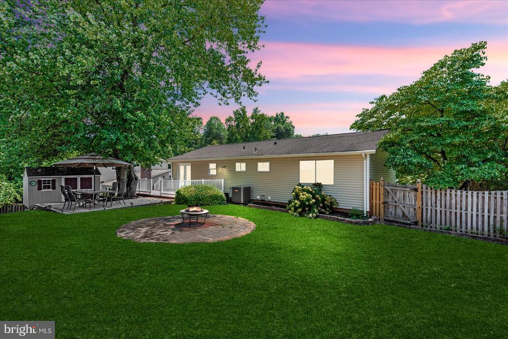16222 EDGEWOOD DRIVE