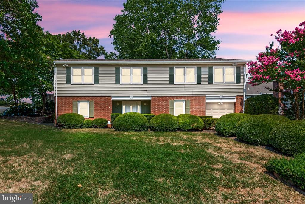 16222 EDGEWOOD DRIVE