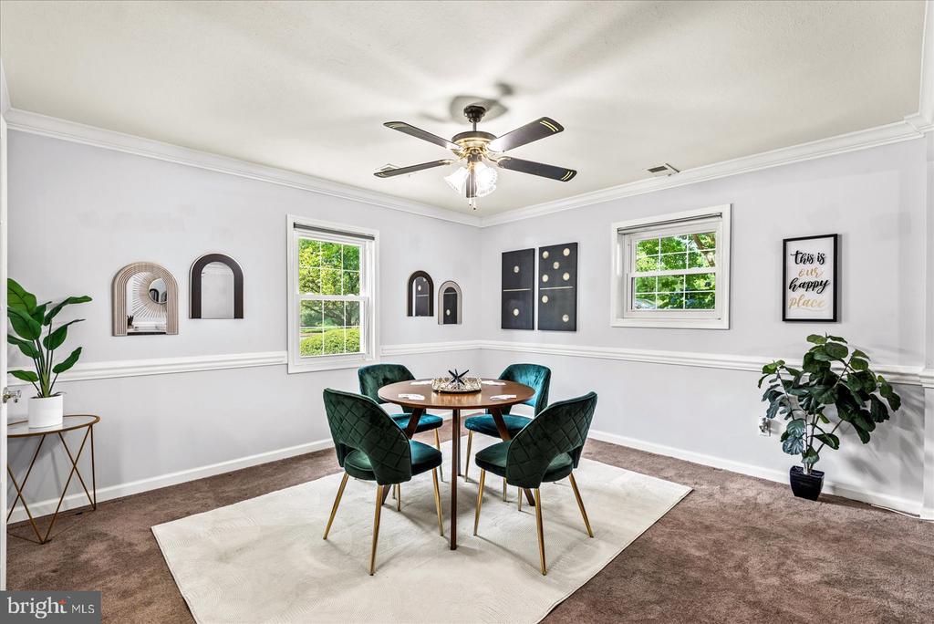 16222 EDGEWOOD DRIVE