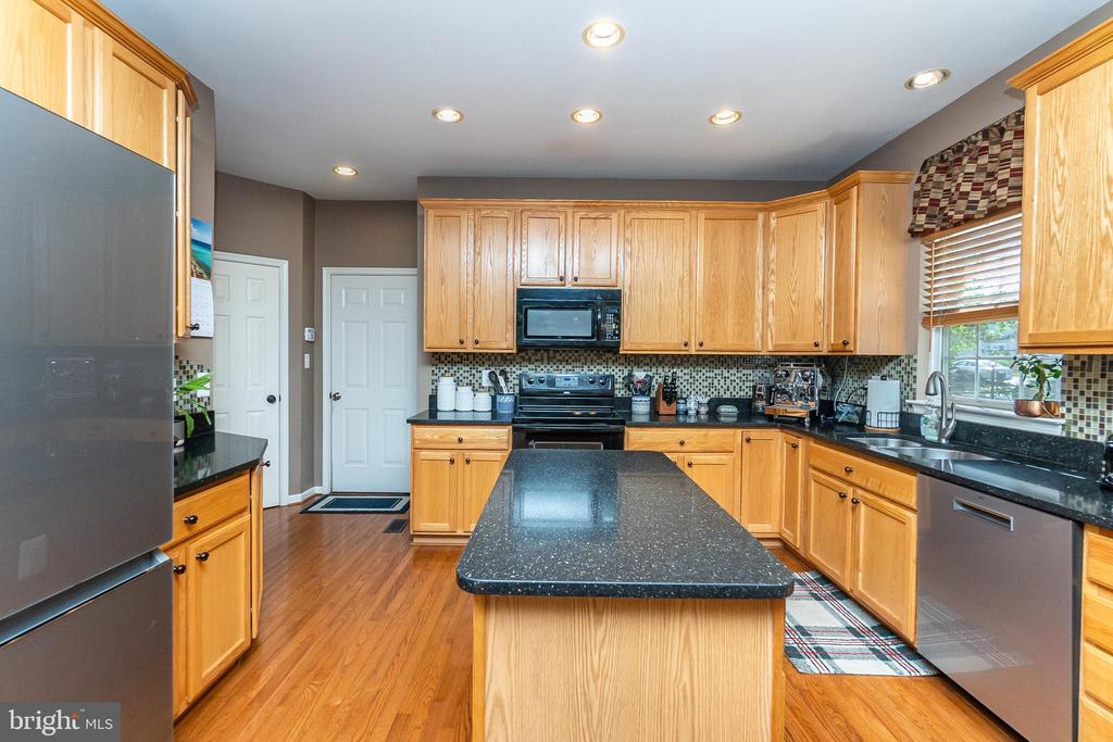 14872 LINKS POND CIRCLE