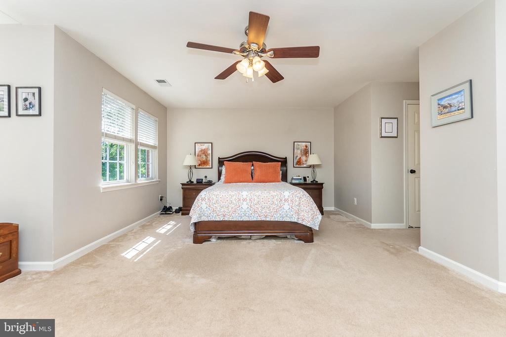 14872 LINKS POND CIRCLE