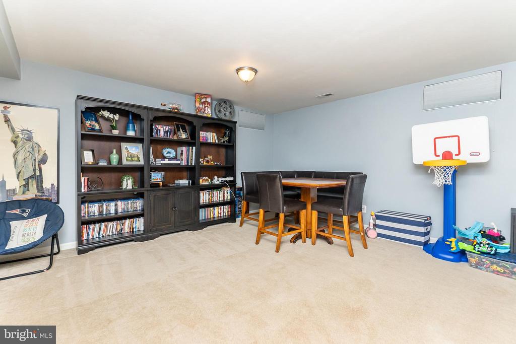 14872 LINKS POND CIRCLE