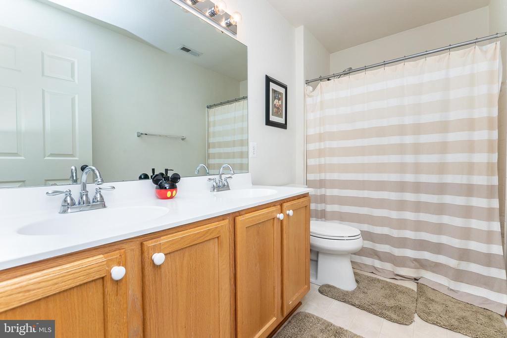14872 LINKS POND CIRCLE