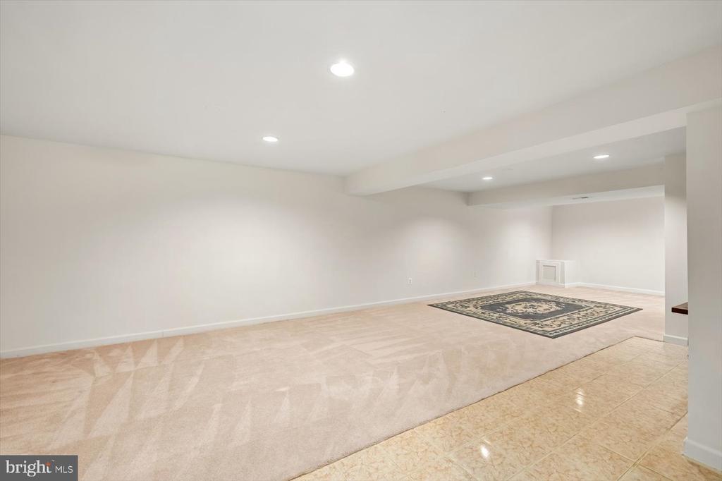 5916 TALMADGE DRIVE