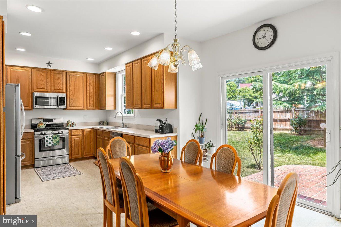 5916 TALMADGE DRIVE