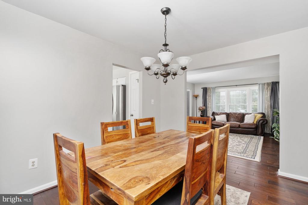15053 GREENMOUNT DRIVE