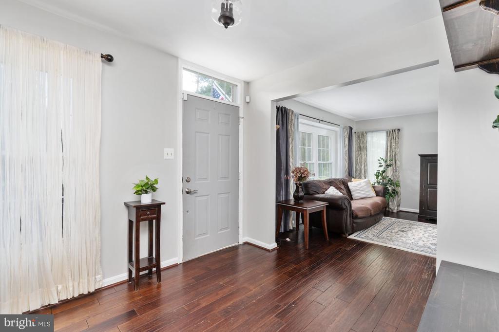 15053 GREENMOUNT DRIVE