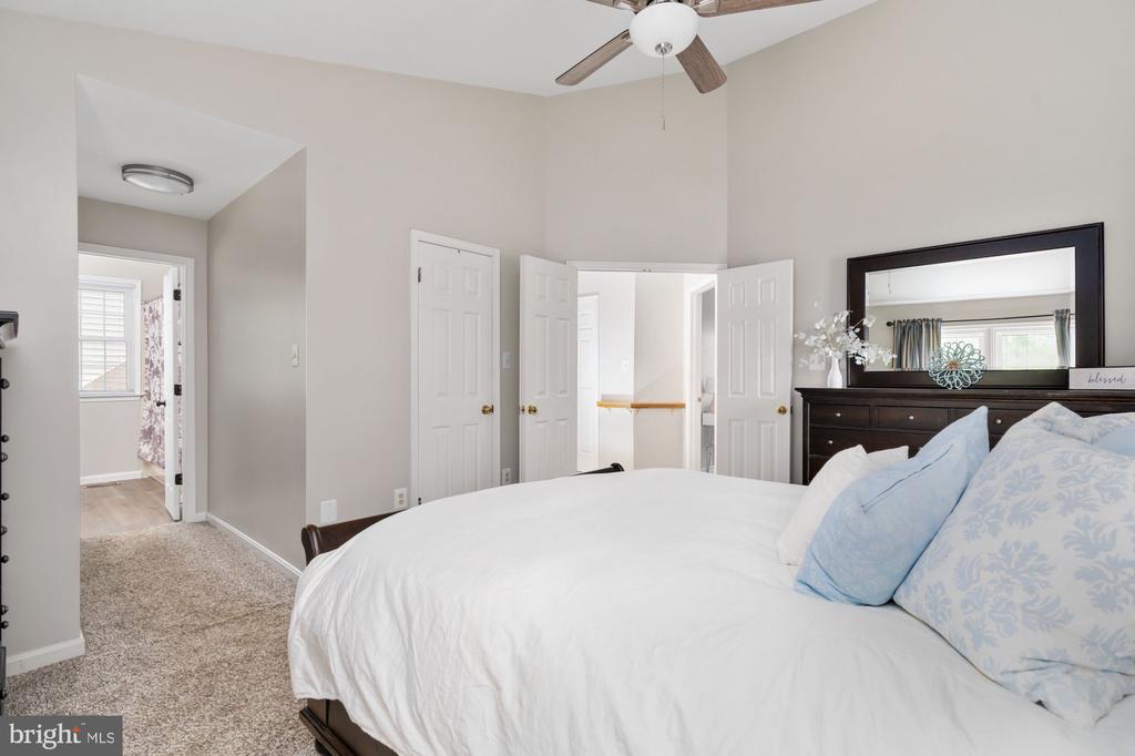 15053 GREENMOUNT DRIVE