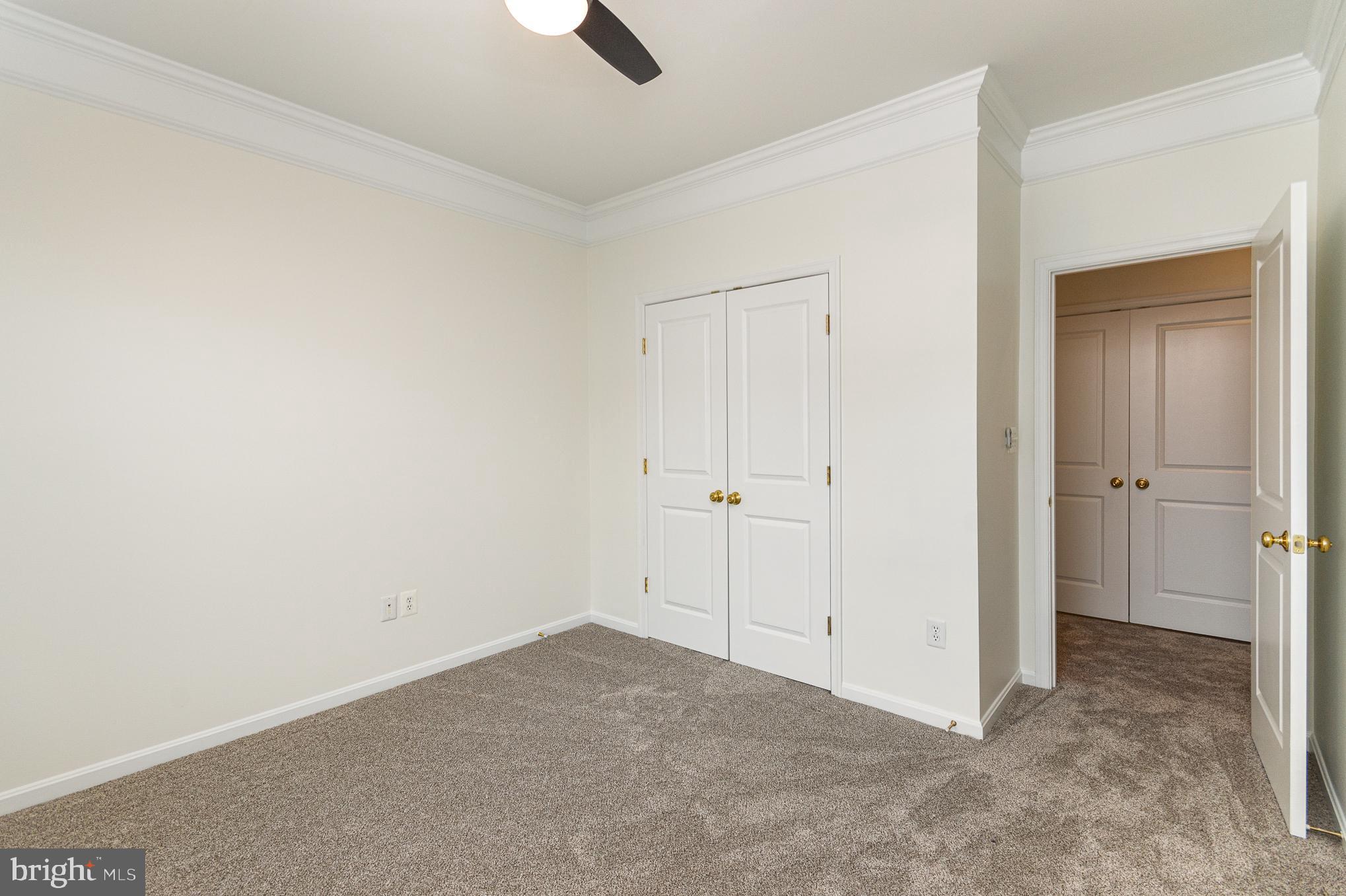 8011 CRESCENT PARK DRIVE 182