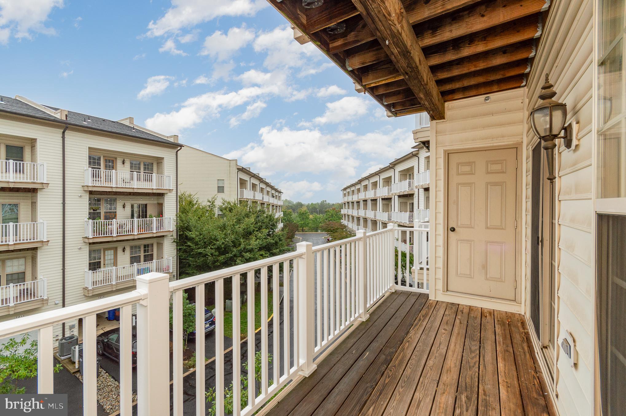 8011 CRESCENT PARK DRIVE 182