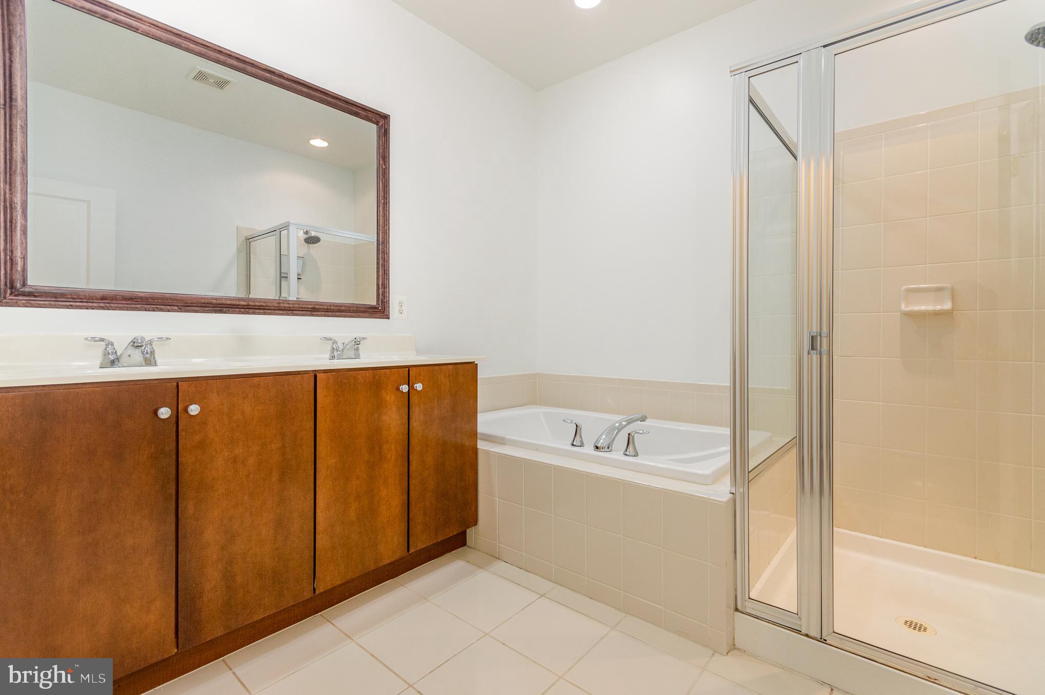 8011 CRESCENT PARK DRIVE 182