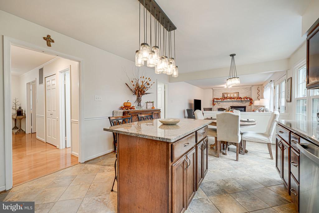 15494 CLIFFVIEW DRIVE