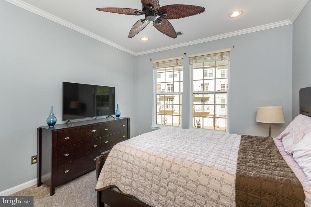 2696 SHEFFIELD HILL WAY 224