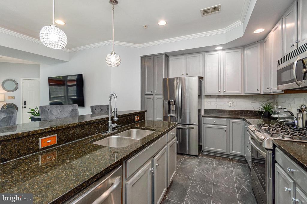 2696 SHEFFIELD HILL WAY 224
