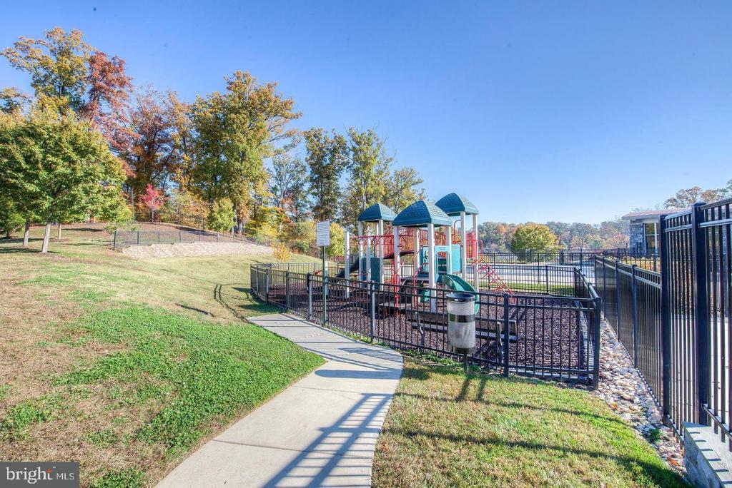 2696 SHEFFIELD HILL WAY 224